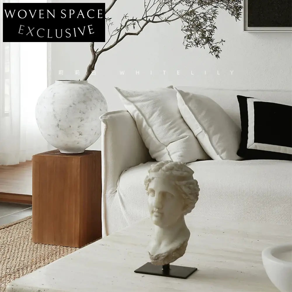 Elegant Modern Abstract Resin Art Sculpture Luxurious Home Decor Accent Figurine