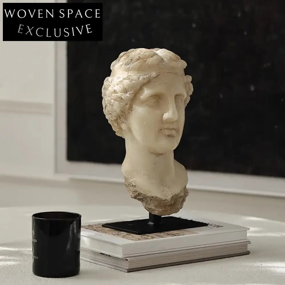 Elegant Modern Abstract Resin Art Sculpture Luxurious Home Decor Accent Figurine