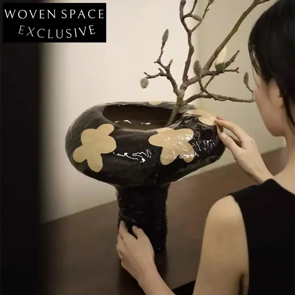 Elegant Modern Ceramic Flower Vase for Living Room Decor Centerpiece