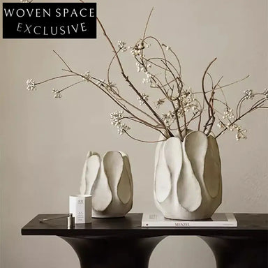 Elegant Modern Ceramic Tabletop Vase for Chic Home Decor and Living Room Style