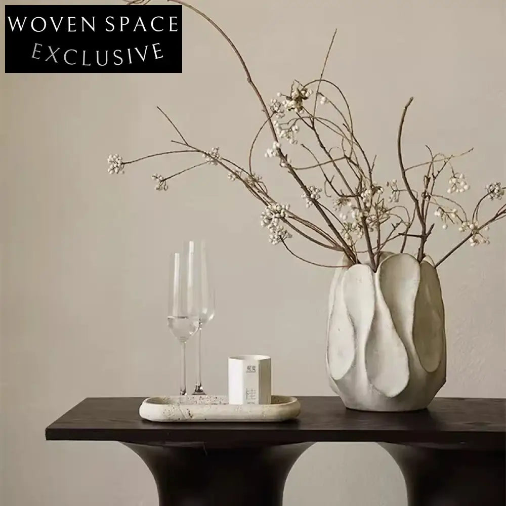 Elegant Modern Ceramic Tabletop Vase for Chic Home Decor and Living Room Style