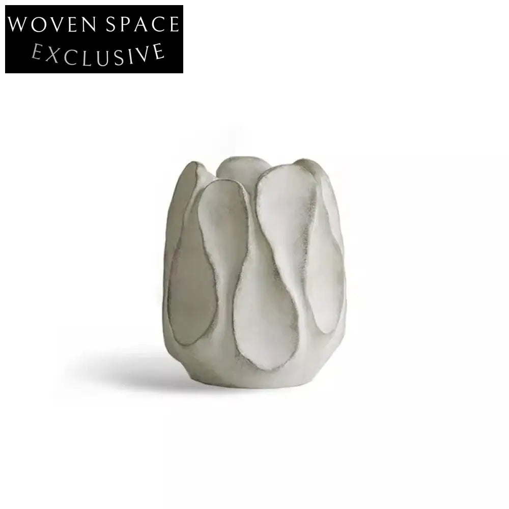 Elegant Modern Ceramic Tabletop Vase for Chic Home Decor and Living Room Style