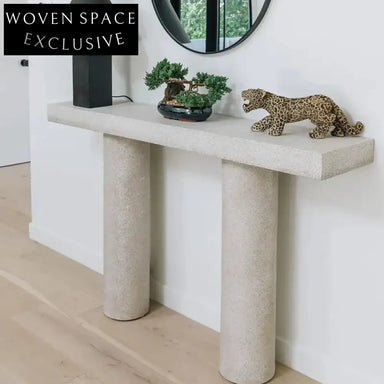 Elegant Modern Fiberglass Console Table: Durable One-Piece Frame for Chic Home Decor