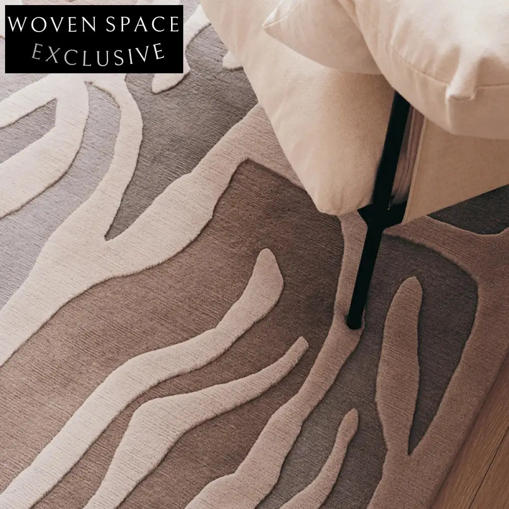 Elegant Modern Geometric Polyester Area Rug for Living Room Bedroom Sofa