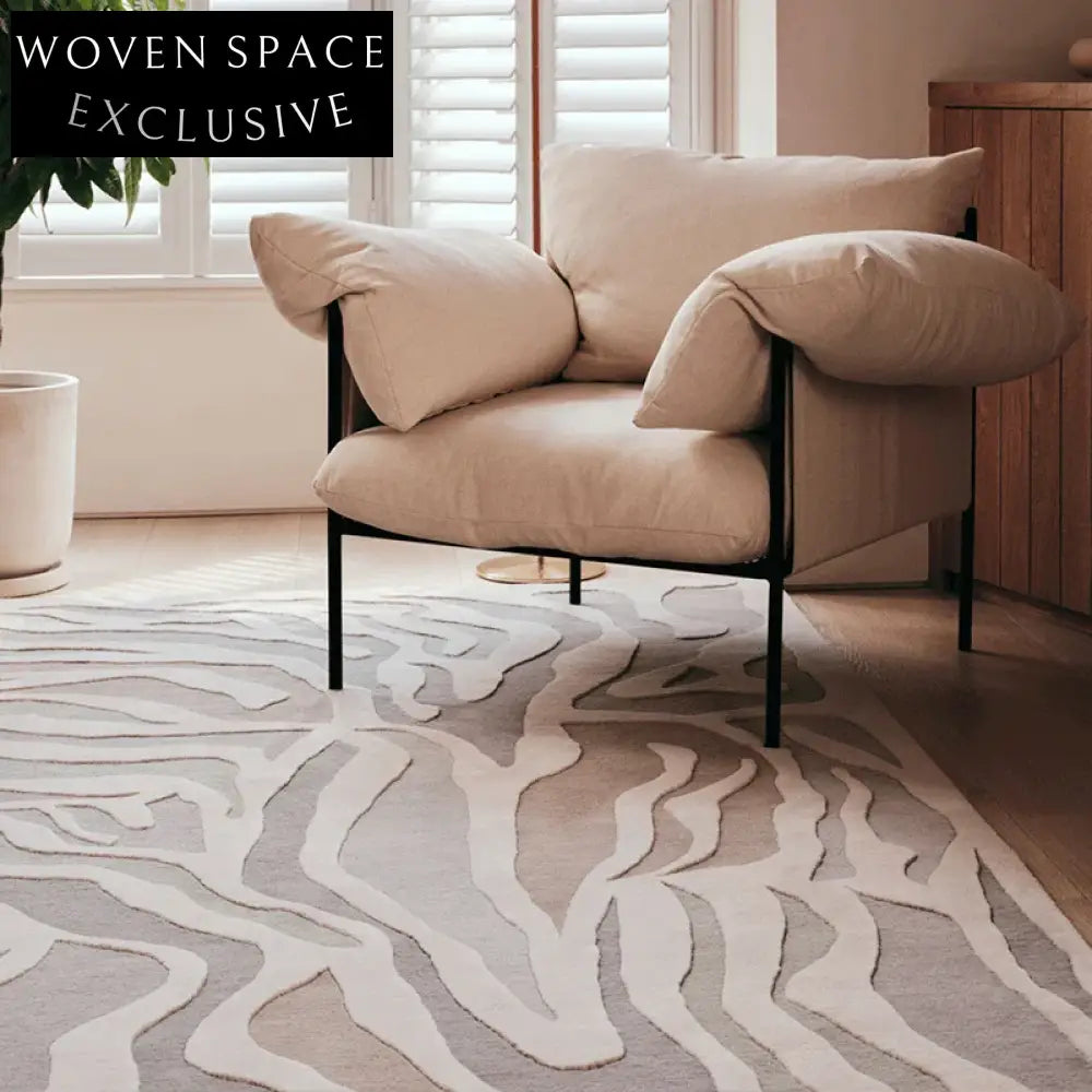Elegant Modern Geometric Polyester Area Rug for Living Room Bedroom Sofa