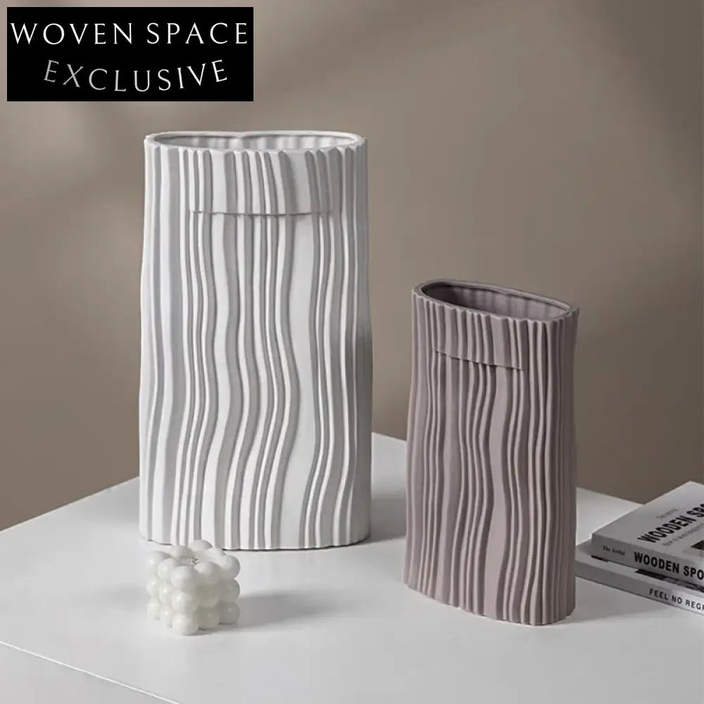 Elegant Modern Italian Ceramic Flower Vase for Console Table Decor