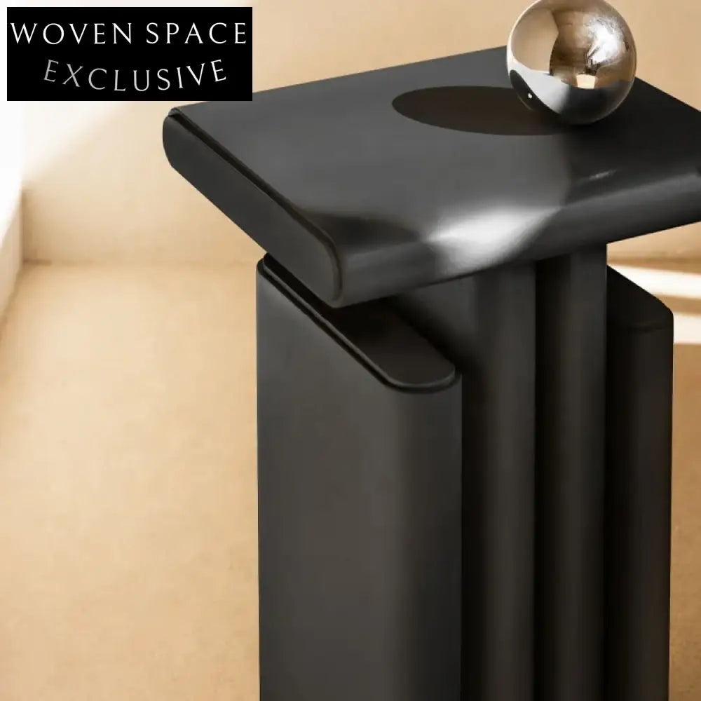 Elegant Modern Italian Style Small Wood Corner Tea Coffee Table