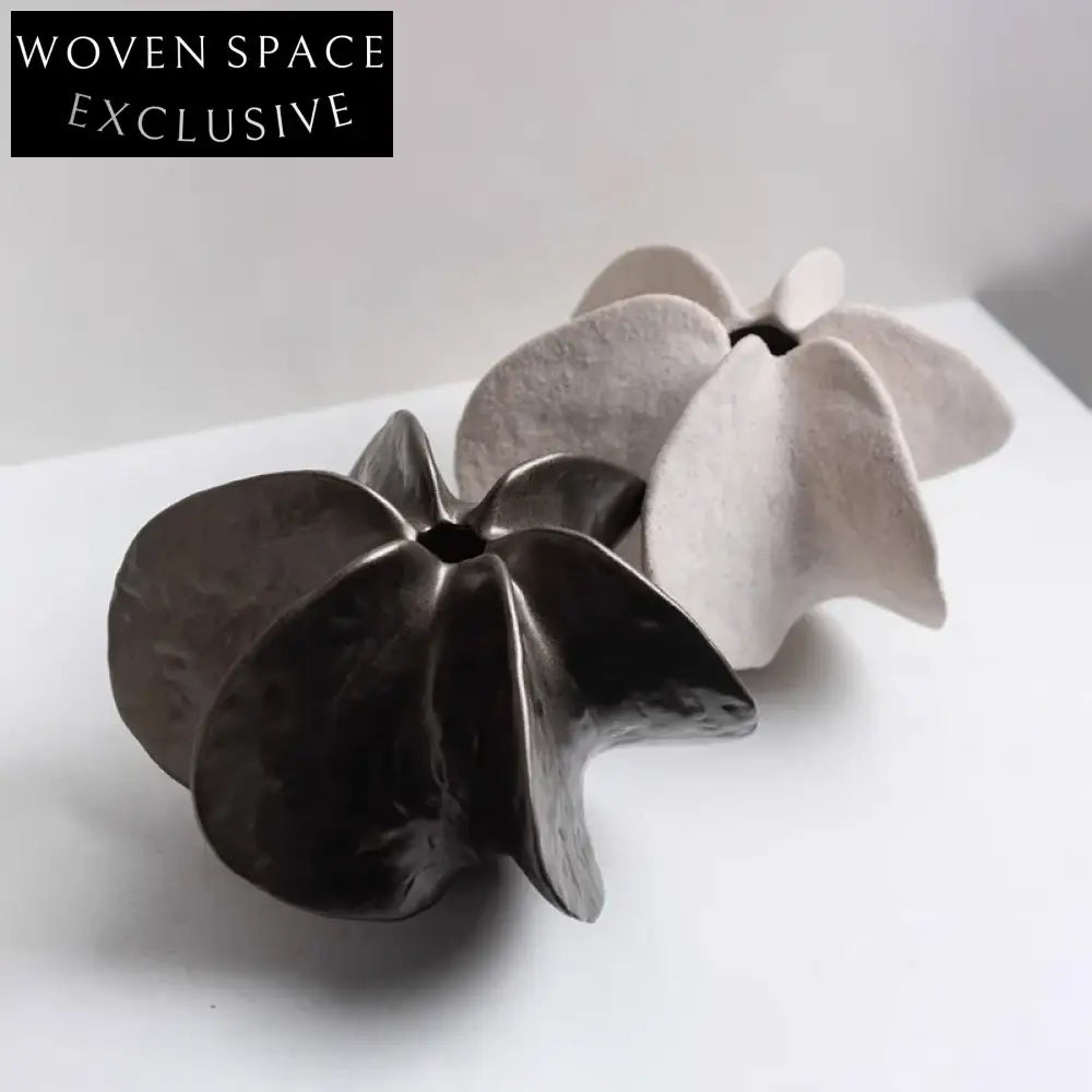 Elegant Nordic Ceramic Flower Vase for Modern Home Decor Vase