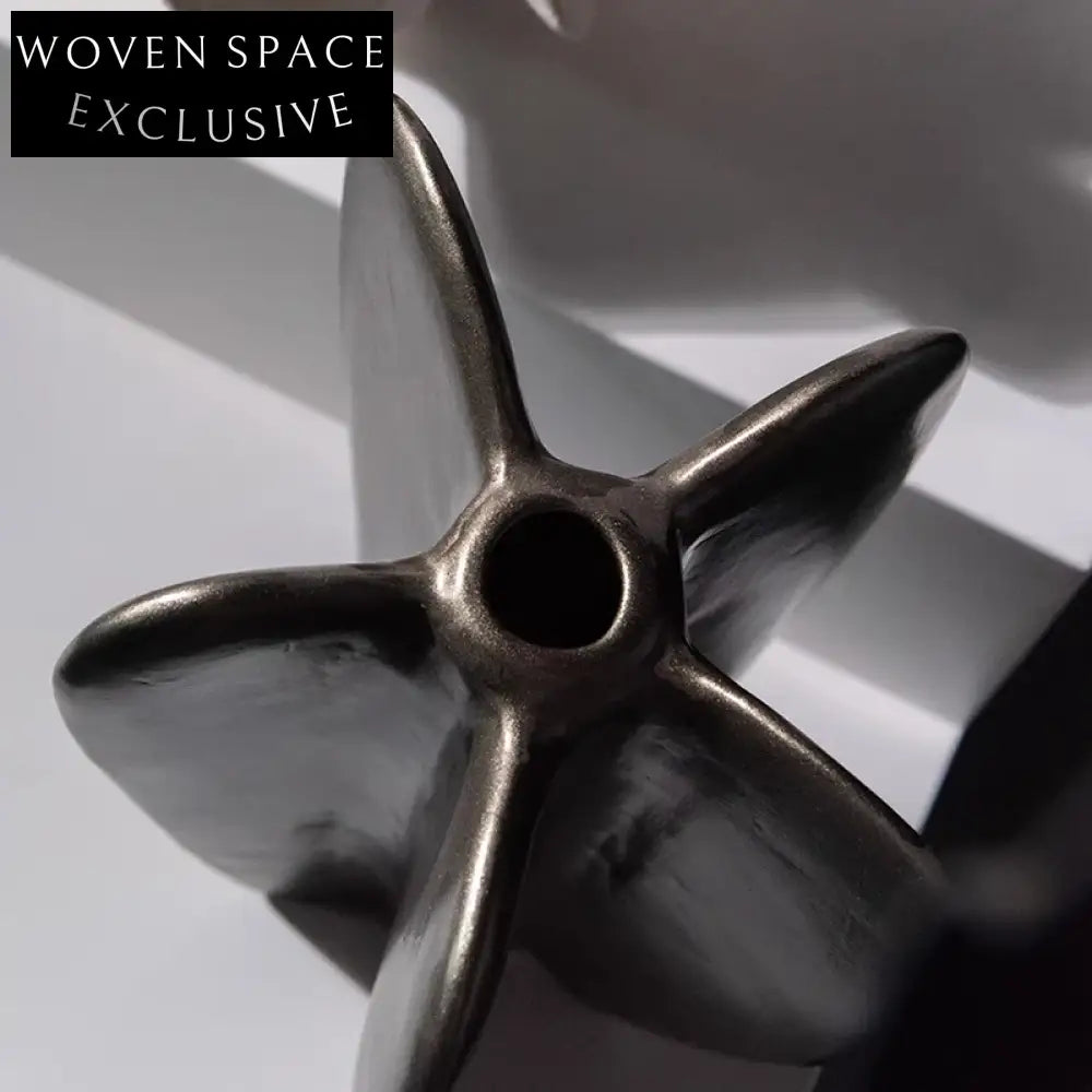 Elegant Nordic Ceramic Flower Vase for Modern Home Decor Vase