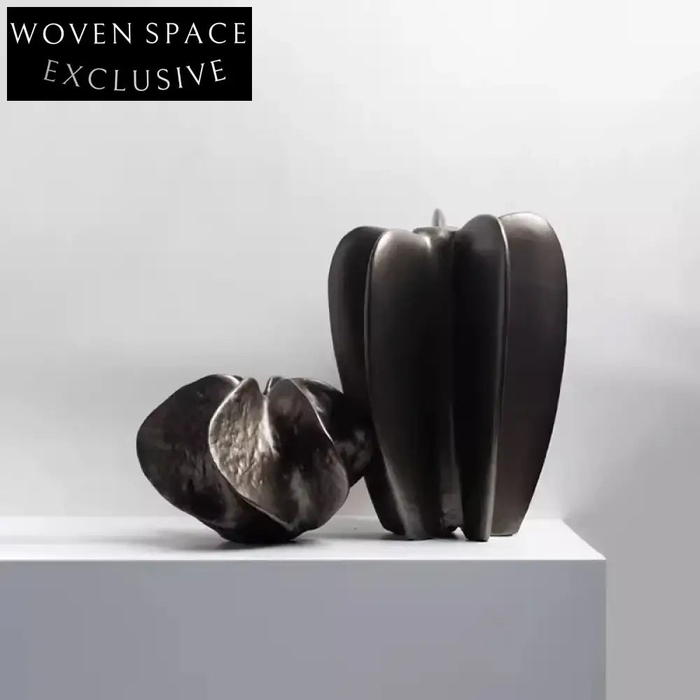 Elegant Nordic Ceramic Flower Vase for Modern Home Decor Vase