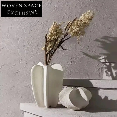 Elegant Nordic Ceramic Flower Vase for Modern Home Decor Vase