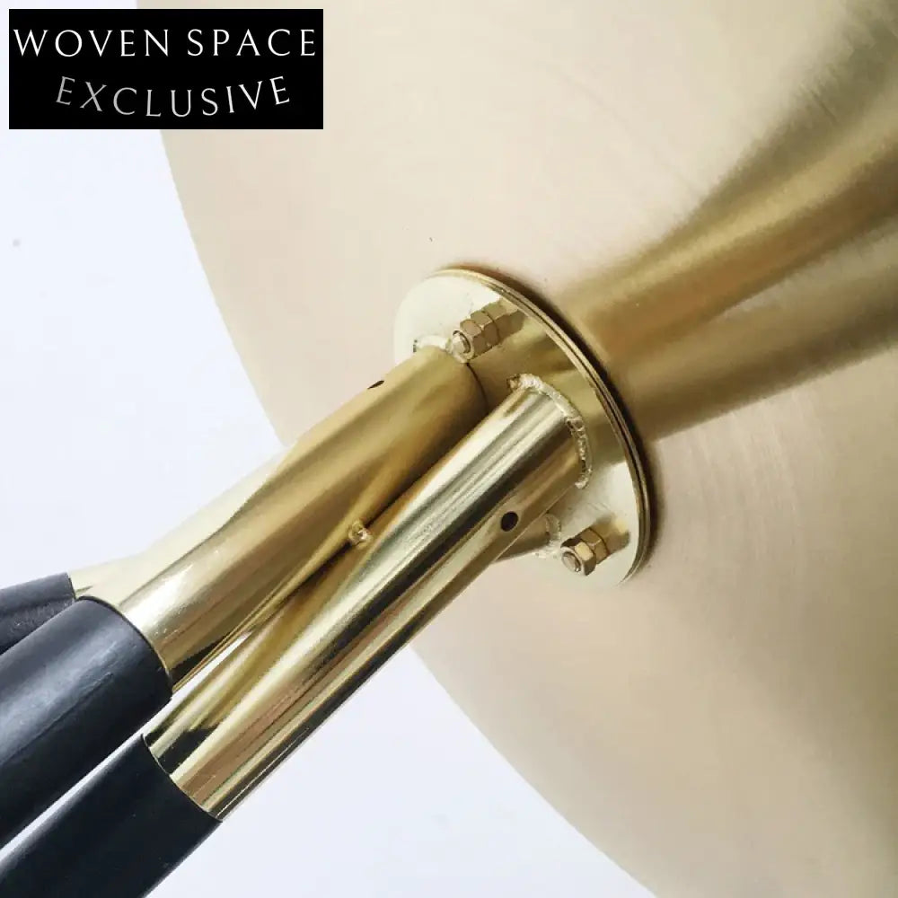 Elegant Nordic Gold Round Metal Side Table for Sofa & Bedroom