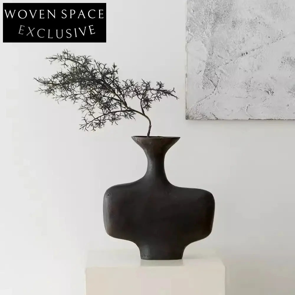 Elegant Nordic Irregular Aluminum Flower Holder for Desktop Home Decor Vase