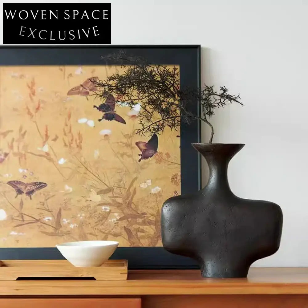 Elegant Nordic Irregular Aluminum Flower Holder for Desktop Home Decor Vase