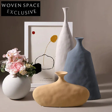Elegant Nordic Matte Ceramic Flower Vase for Modern Home Decor Accents