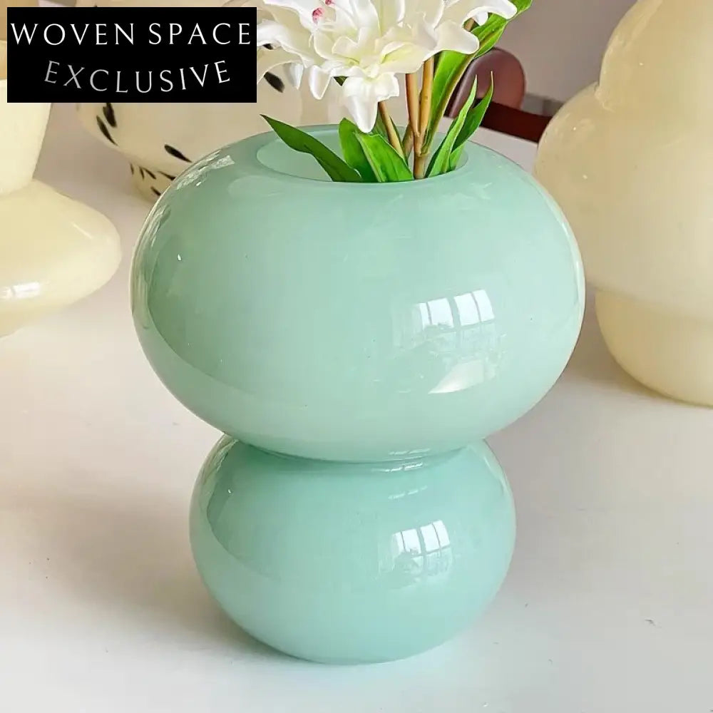Elegant Nordic Modern Round Clear Glass Decorative Flower Vase for Home