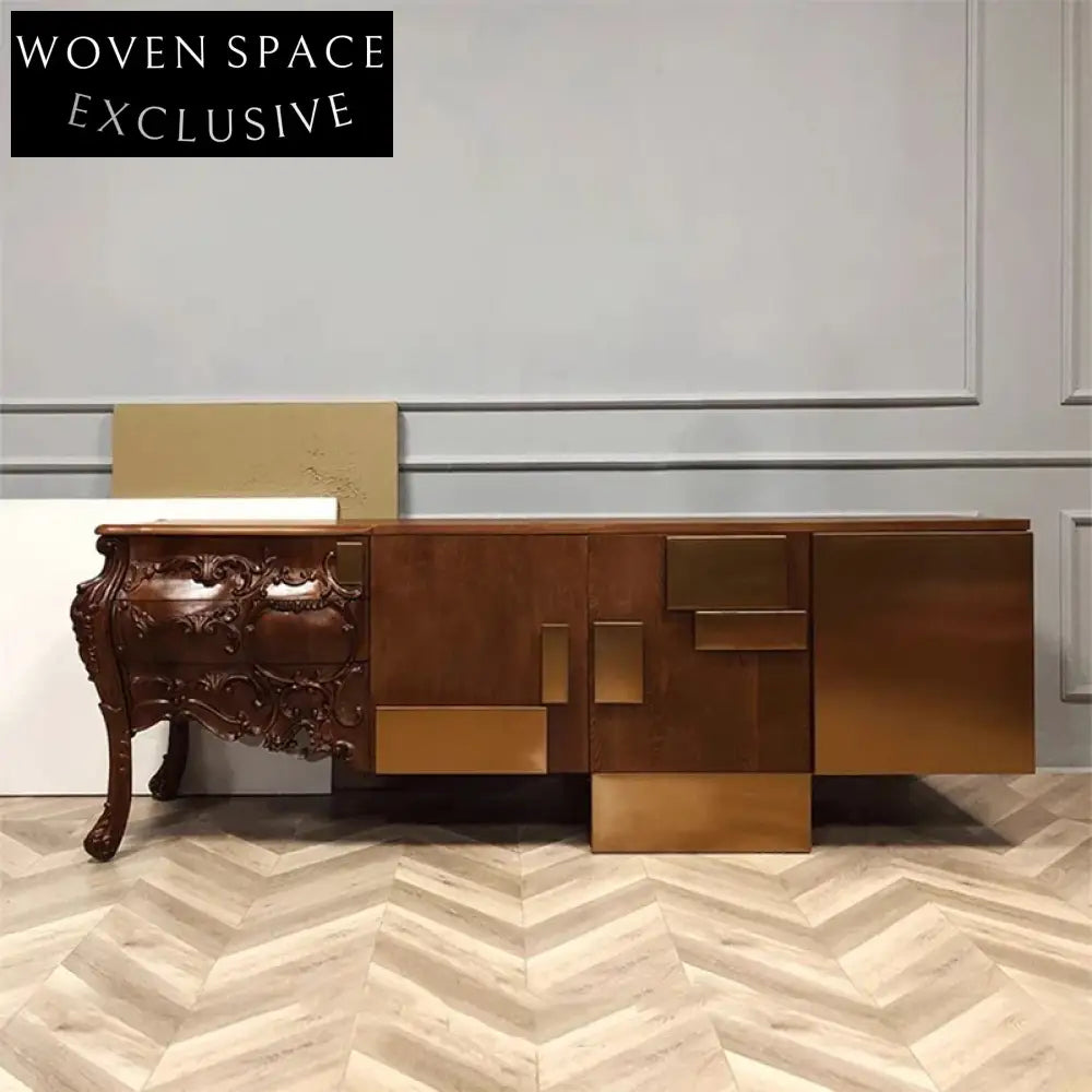 Elegant Nordic Retro Oak Wood Console Table with Brass Accents for Living Room