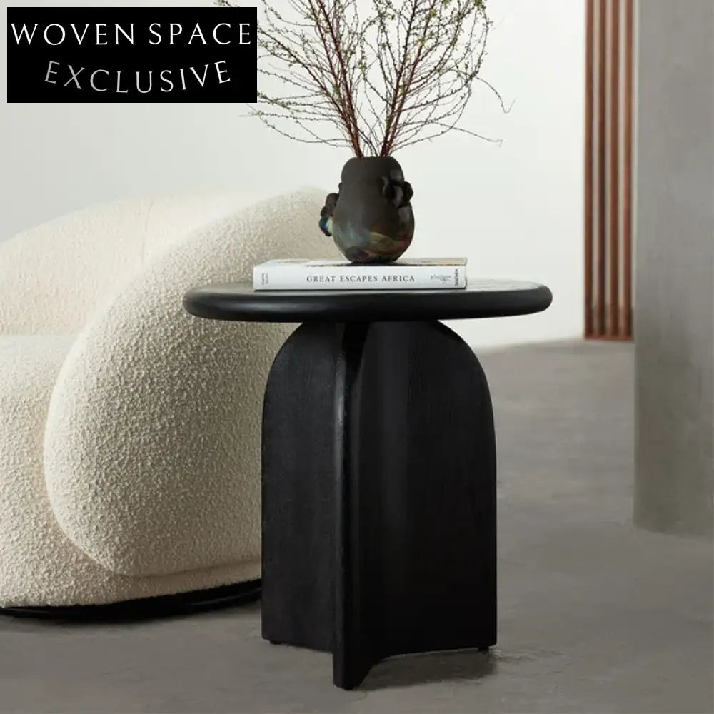 Elegant Nordic Solid Wood Round Coffee Table for Living Room Corner Decor