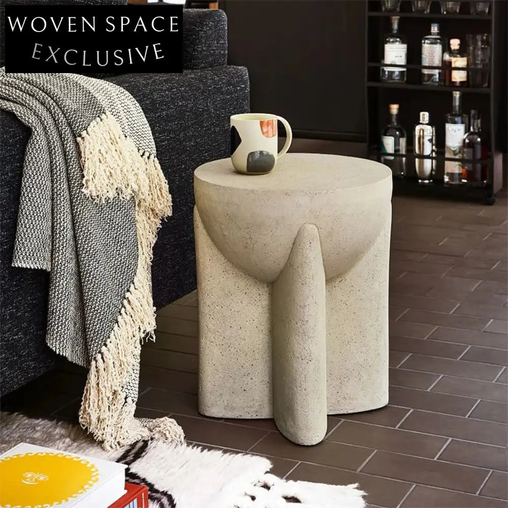 Elegant Nordic Travertine Round Stone Coffee Table for Modern Living Rooms