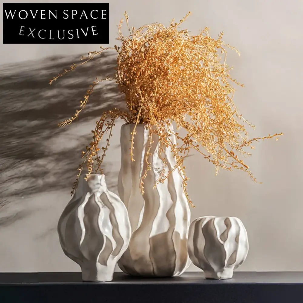 Elegant Nordic White Ceramic Flower Vase for Modern Home Decor Accents