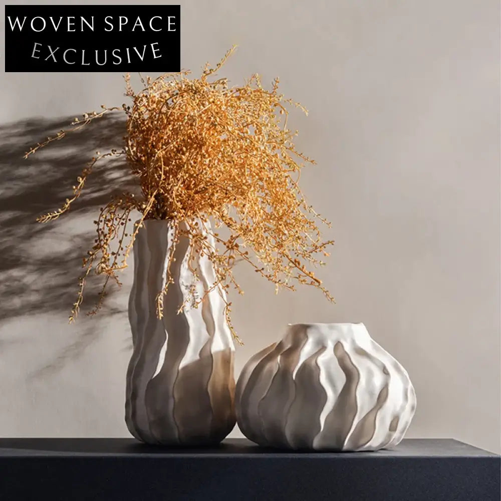 Elegant Nordic White Ceramic Flower Vase for Modern Home Decor Accents