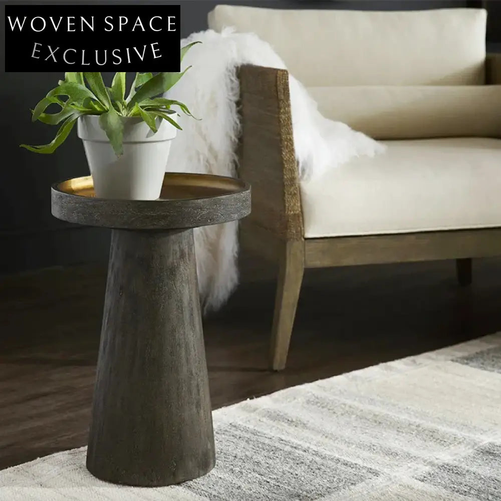 Elegant Oak Wood Round Sofa Side Table for Modern Living Room Coffee Table