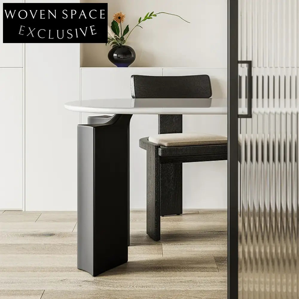 Elegant Oval White Solid Wood 4-Seat Modern Home Hotel Dining Table