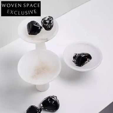 Elegant Round Marble Antique-style Decorative Tray for Desserts & Fruits Display