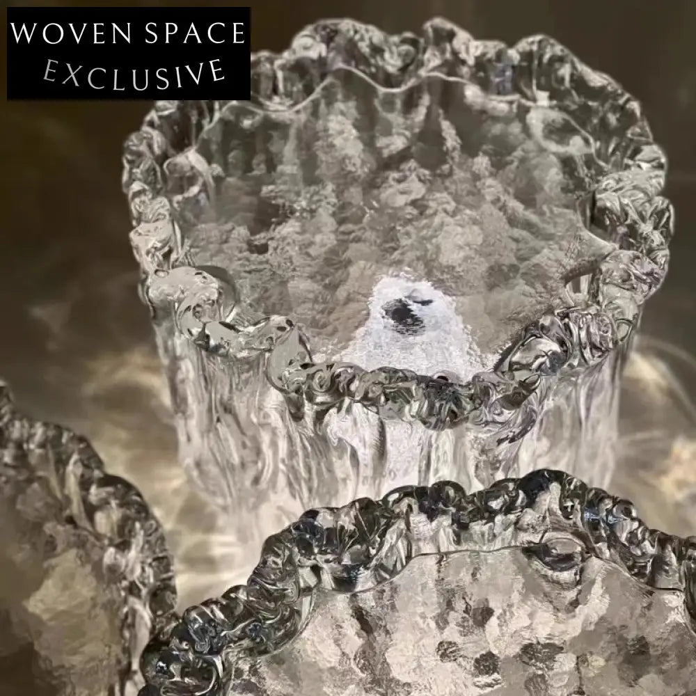 Elegant Round Resin Coffee Table for Modern Living Rooms