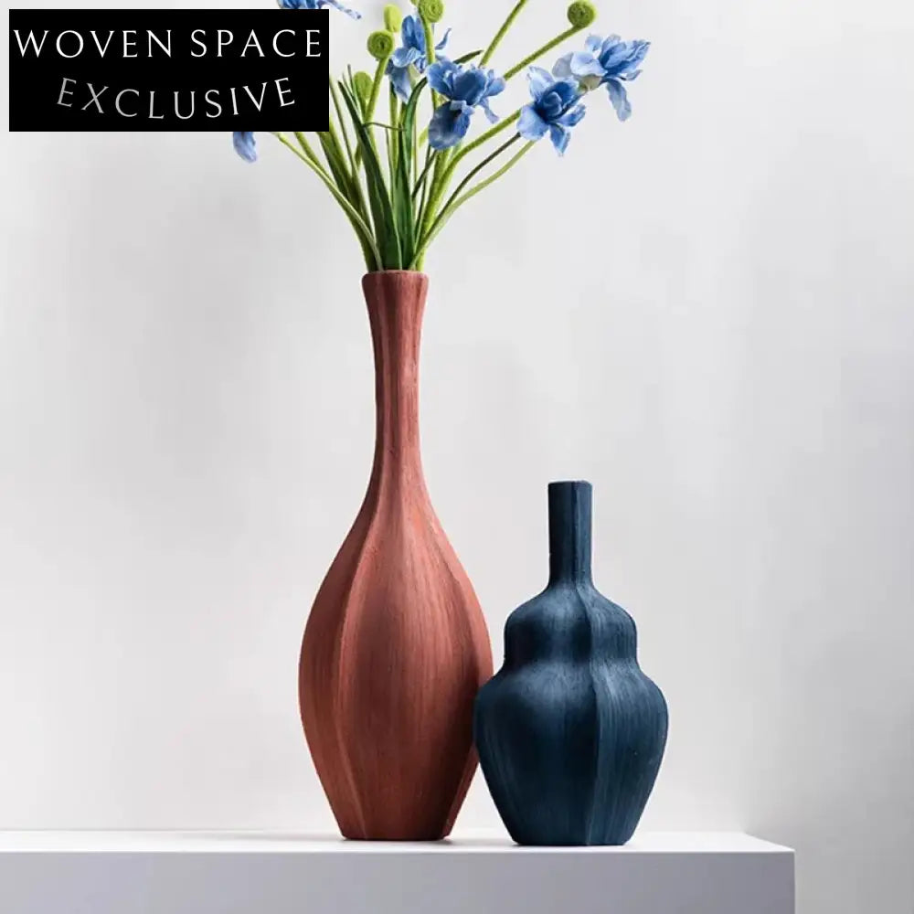 Elegant Rustic Brushed Ceramic Flower Vase for Modern Home Decor Accents
