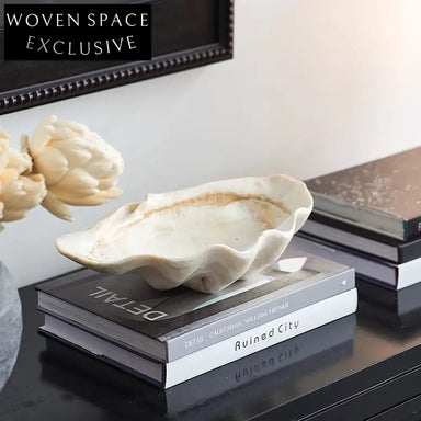 Elegant Shell Art Resin Desktop Decorative Tray for Home Decor Accents