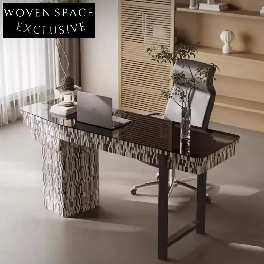 Elegant Solid Wood Modern Luxury Computer Study Desk for Home Office