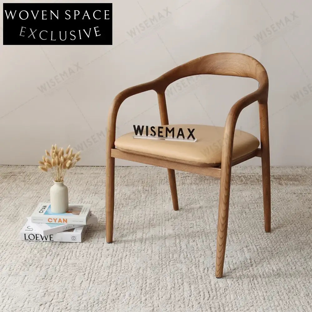 Elegant Solid Wood Upholstered Dining Chair for Cafe Restaurant Home Seating
