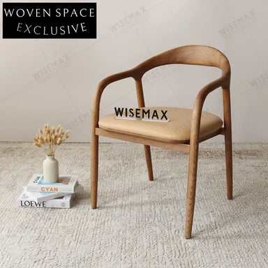 Elegant Solid Wood Upholstered Dining Chair for Cafe Restaurant Home Seating