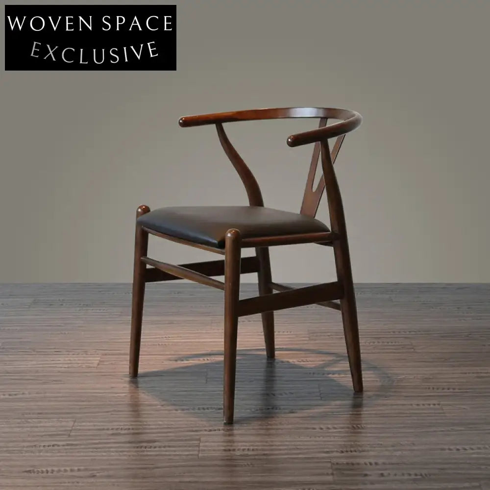 Elegant Spindle Back Solid Wood Windsor Design Dining Room Chair