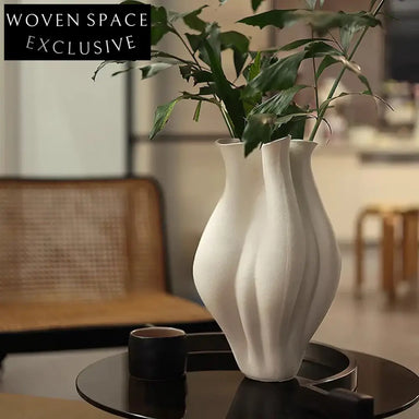 Elegant White Ceramic Large Flower Vase for Stylish Tabletop Decor