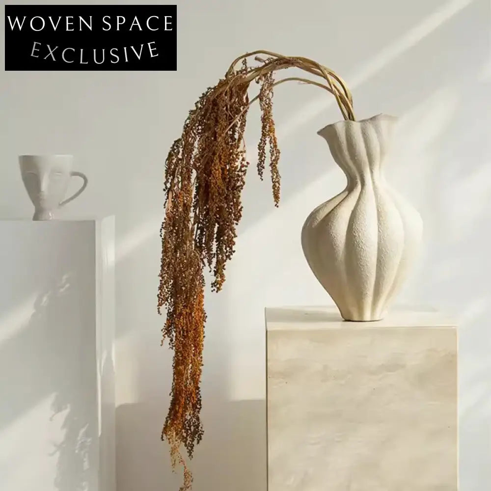 Elegant White Ceramic Porcelain Tabletop Vase for Modern Home Decor Centerpiece