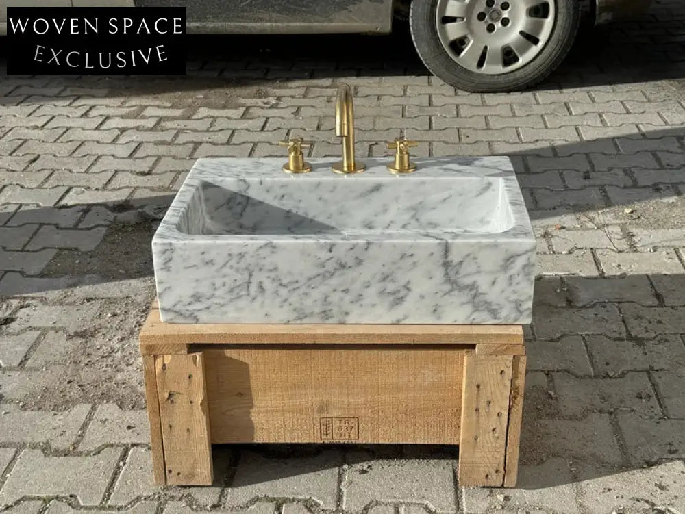 Frédérique Carrara Marble Bathroom Sink