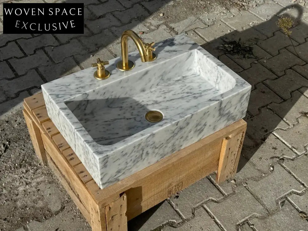 Frédérique Carrara Marble Bathroom Sink