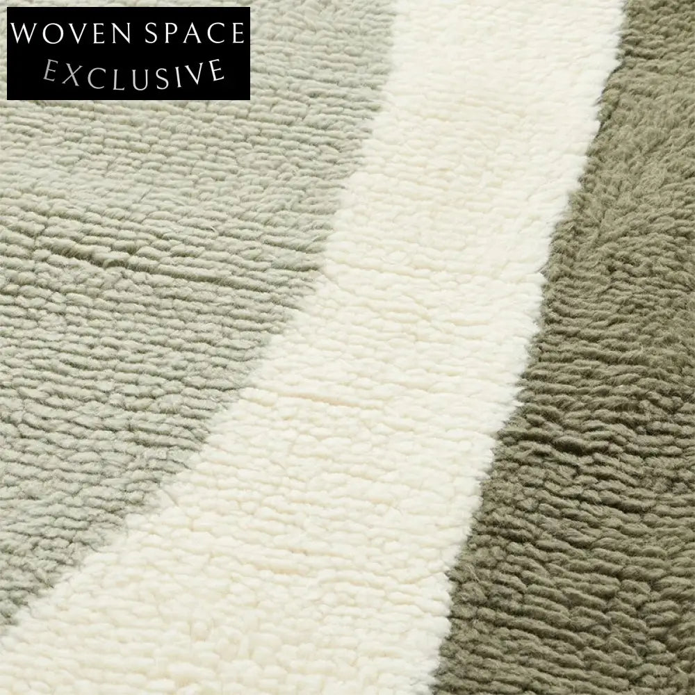 Handmade Modern French-Style Polyester Rug for Elegant Bedroom Living Room Decor