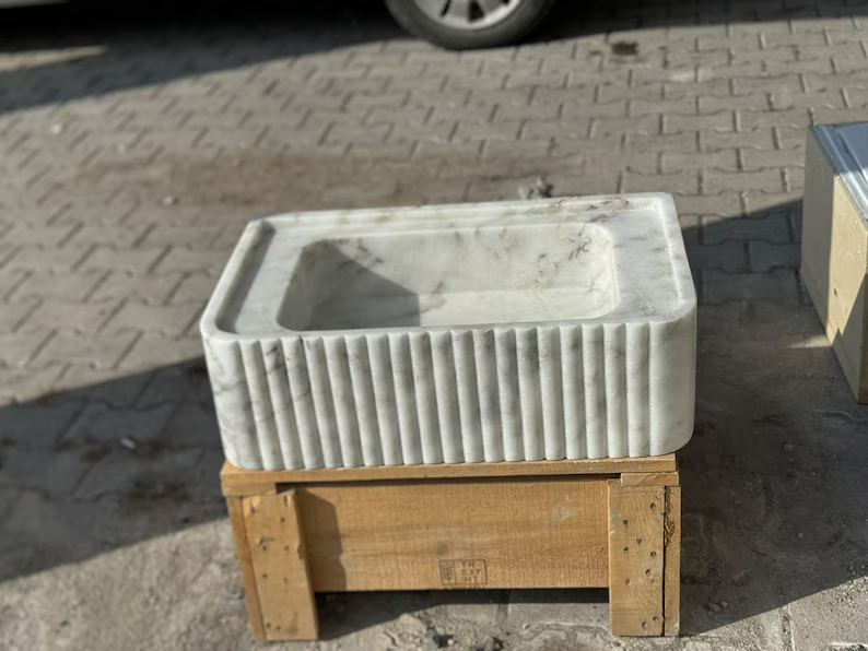 Eadgar Carrara Marble Sink with Ribbed Sides