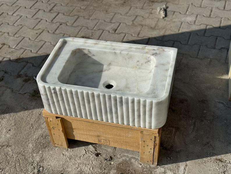 Eadgar Carrara Marble Sink with Ribbed Sides