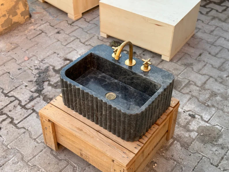 Bianca ribbed Black Bayat marble sink