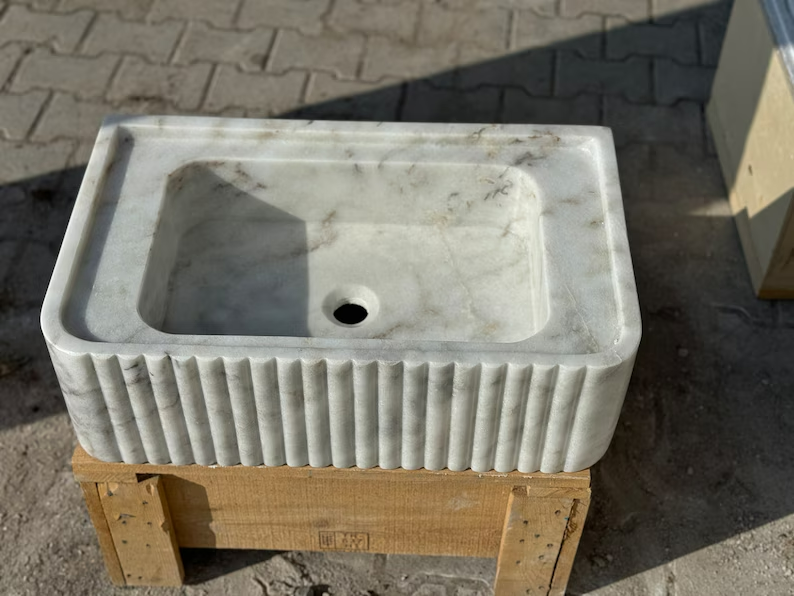 Eadgar Carrara Marble Sink with Ribbed Sides