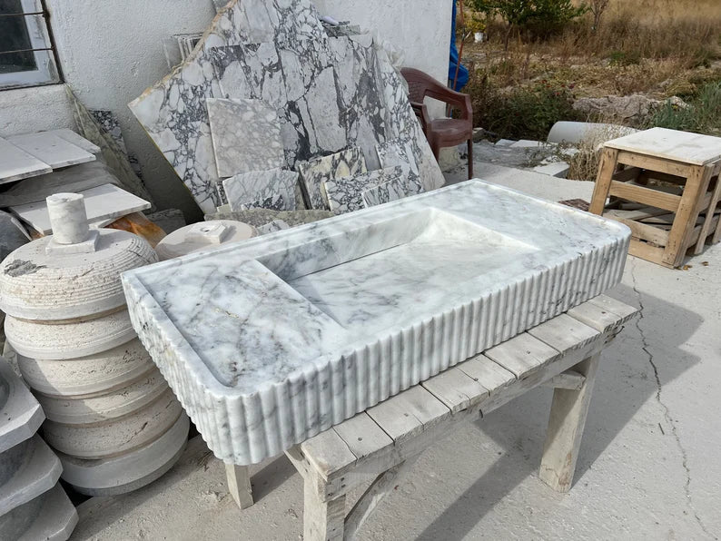 Odon Carrara Marble Sink with Ribbed Sides