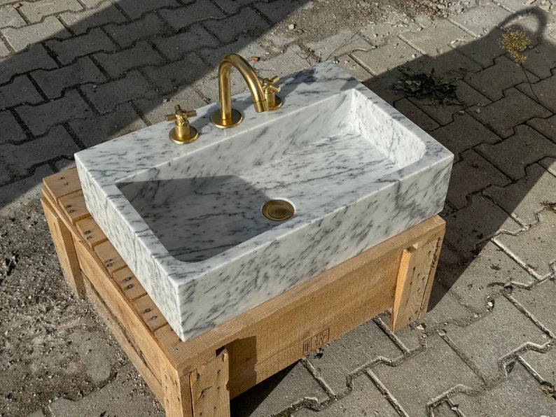 Frédérique Carrara Marble Bathroom Sink