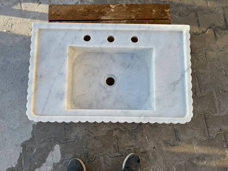 Venise Carrara Marble Sink with Ribbed Sides