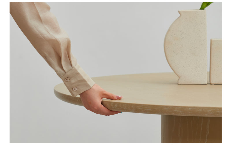 Retro Round Table