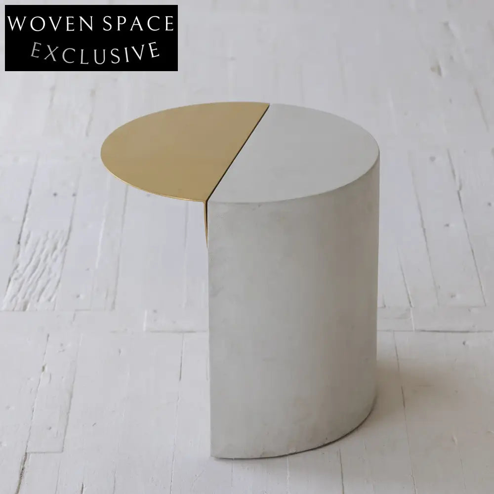 Chic Concrete & Gold Nesting Side Tables - Stackable Round Coffee Table Set