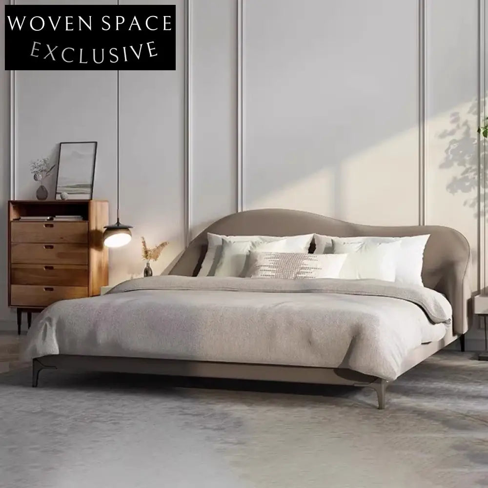 Italian Luxury Fabric Upholstered King Queen Size Platform Bed for Bedroom